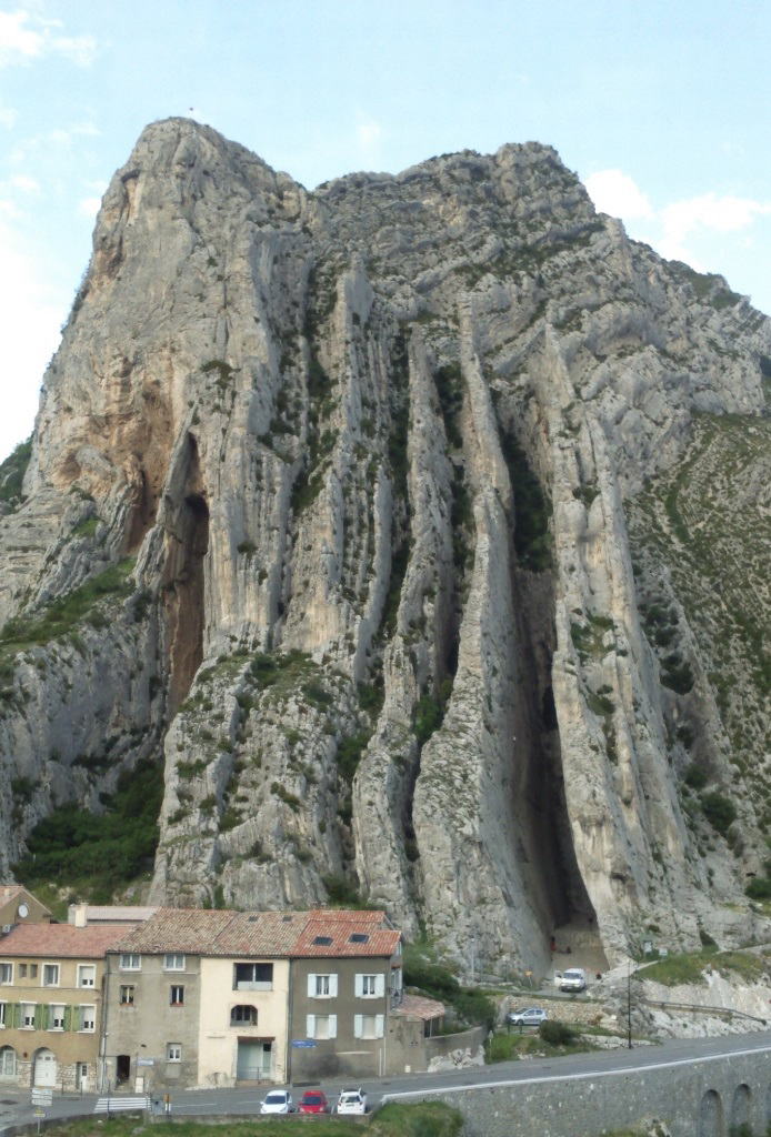 Free HTML5 Bootstrap Template by FREEHTML5.co